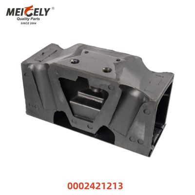 엔진 장착 브래킷 트럭 엔진 예비 부품 OEM 0002421213 3502407018 메르세데스